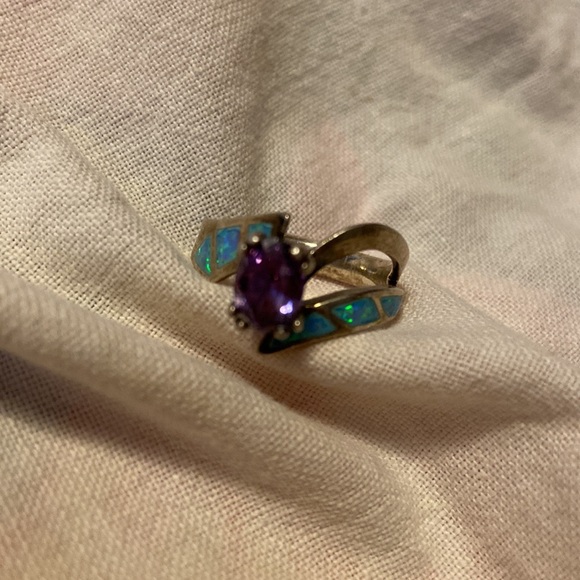 Amethyst and Opal Ring - Picture 6 of 9